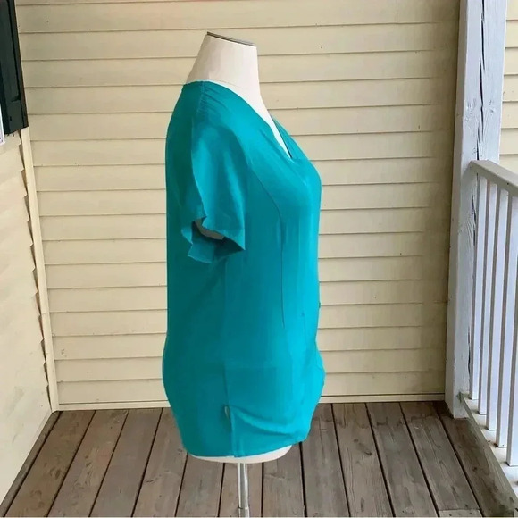 NWT Sag Harbor Scrub Top Womens Size XL Teal Green Polyester Nurse Uniform - Picture 2 of 5